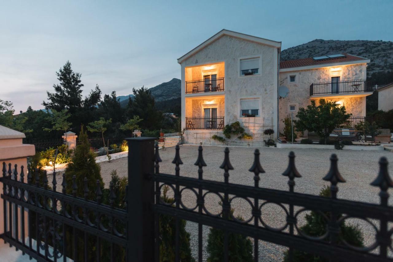 Hedon-Stone Apartment Starigrad Exterior photo
