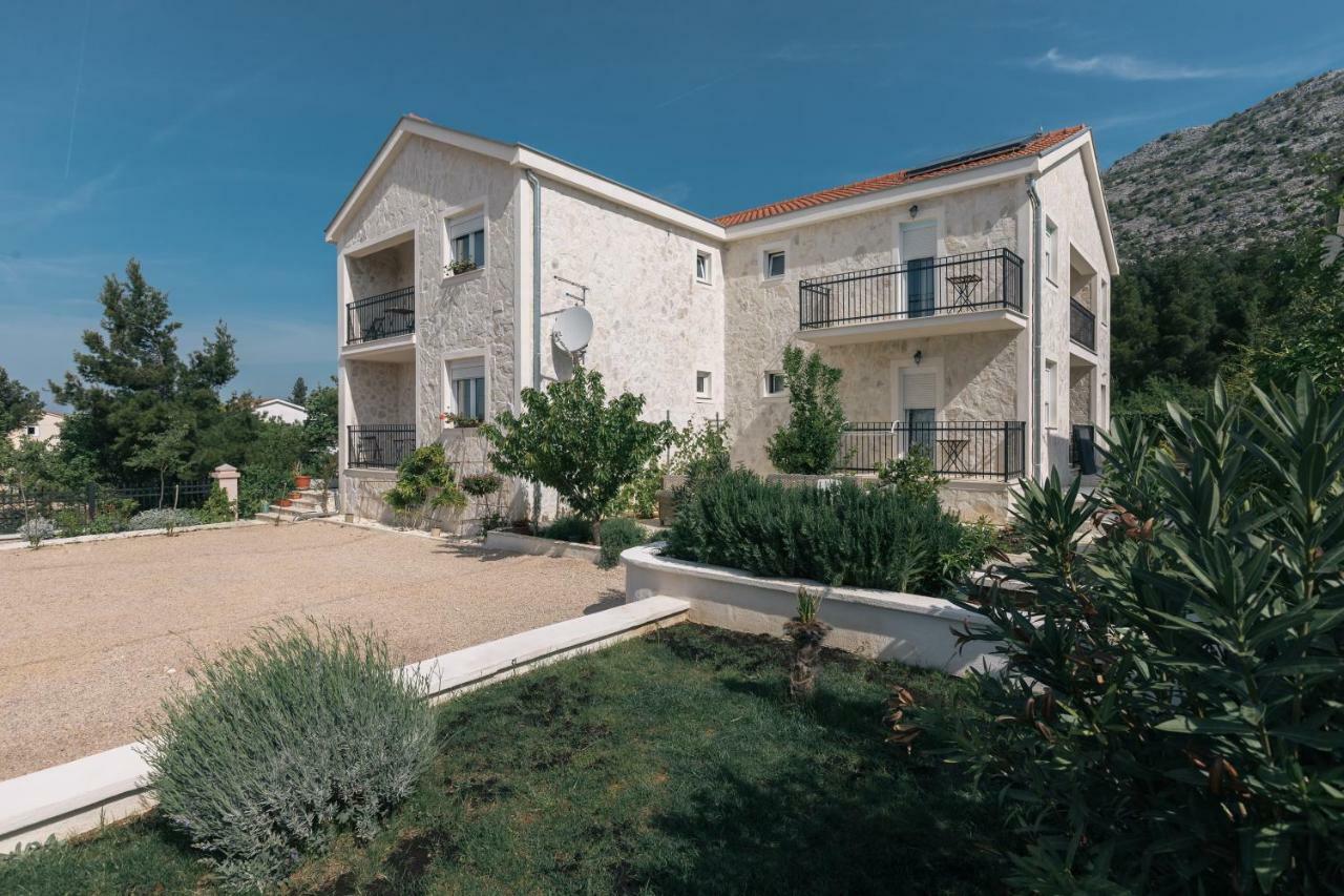 Hedon-Stone Apartment Starigrad Exterior photo