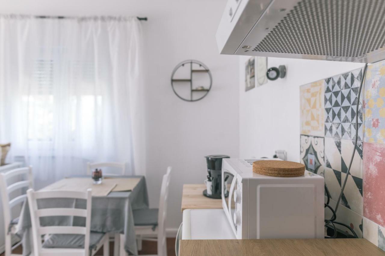 Hedon-Stone Apartment Starigrad Exterior photo