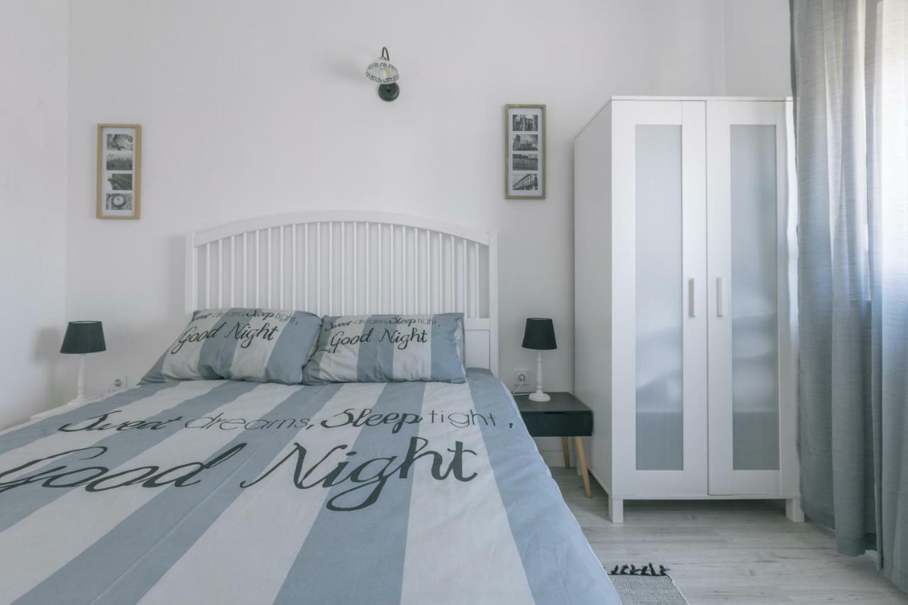 Hedon-Stone Apartment Starigrad Exterior photo